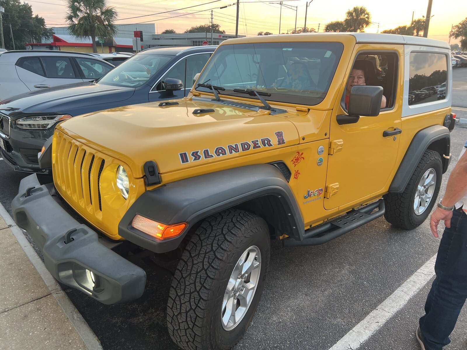 2021 Jeep Wrangler Islander photo 2