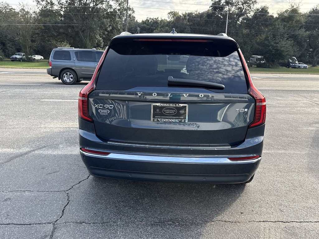 New 2026 Volvo XC90 plug-in hybrid T8 Ultra 7-Seater SUV