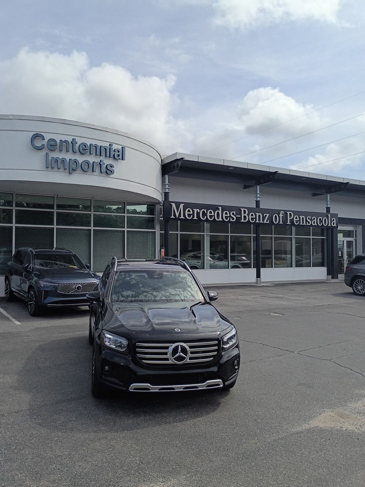2024 Mercedes-Benz GLB GLB 250 4MATIC's photo