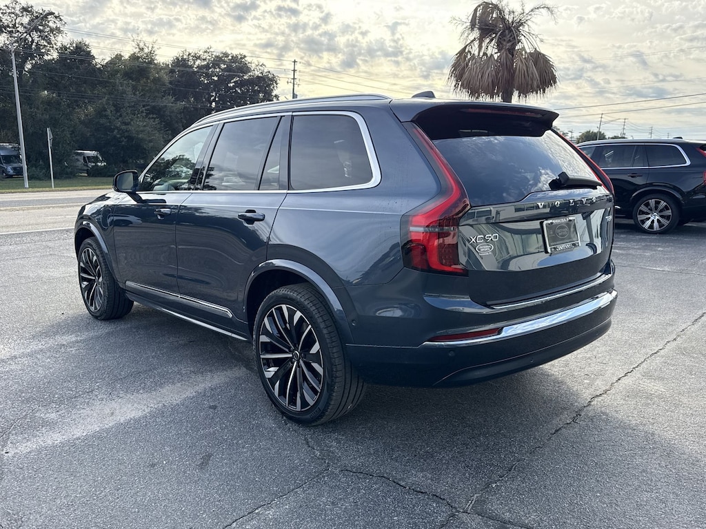 New 2026 Volvo XC90 plug-in hybrid T8 Ultra 7-Seater SUV