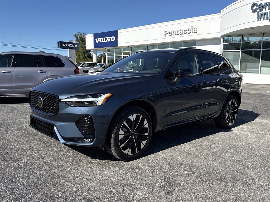 New 2026 Volvo XC60 B5 Plus SUV