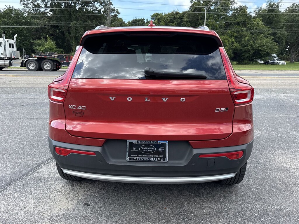 Used 2023 Volvo XC40 B5 Plus Bright Theme SUV