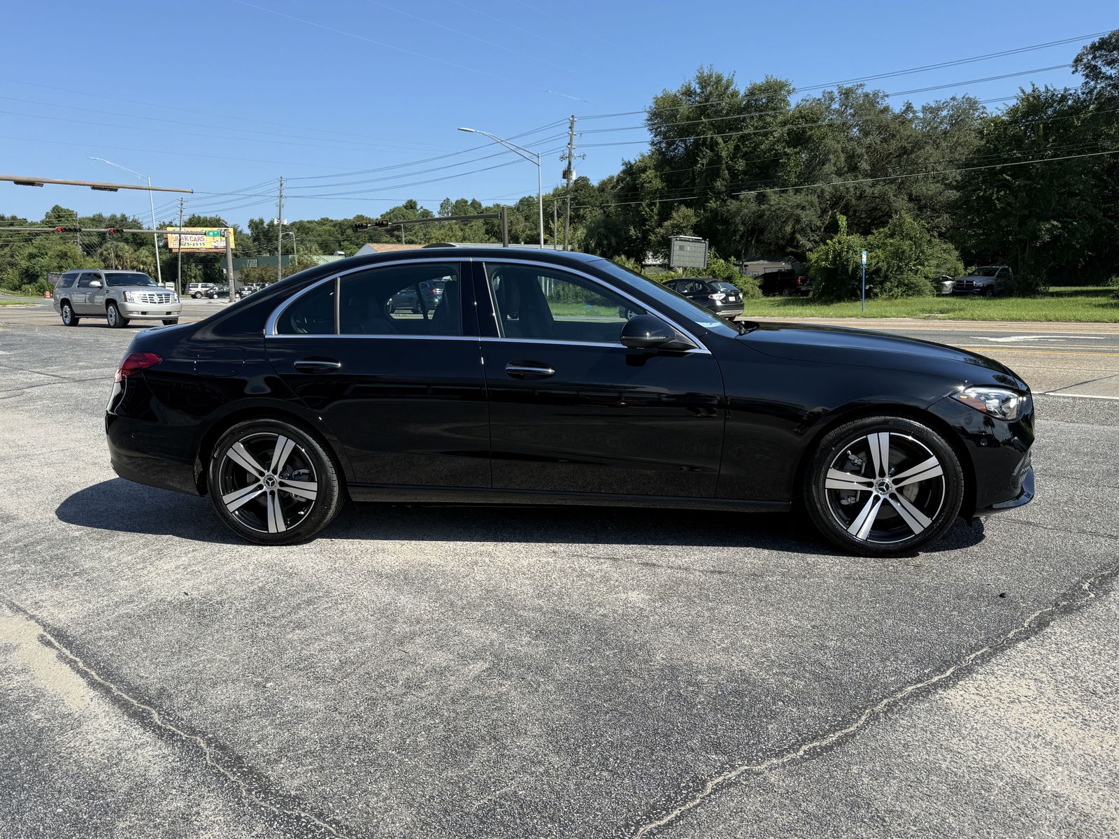 2025 Mercedes-Benz C-Class Sedan C 300 - Photo 6