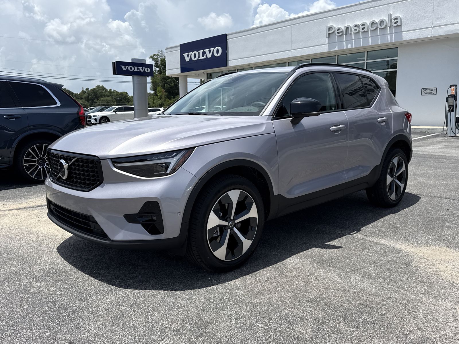 Aurora Blue 2026 Volvo XC40 SUV / Crossover All-Wheel Drive Automatic