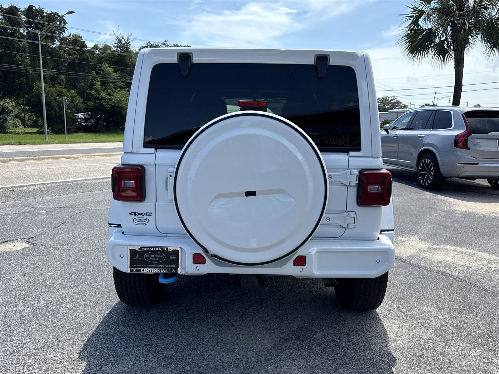 2021 Jeep Wrangler Unlimited Sahara High Altitude 4xe photo 4