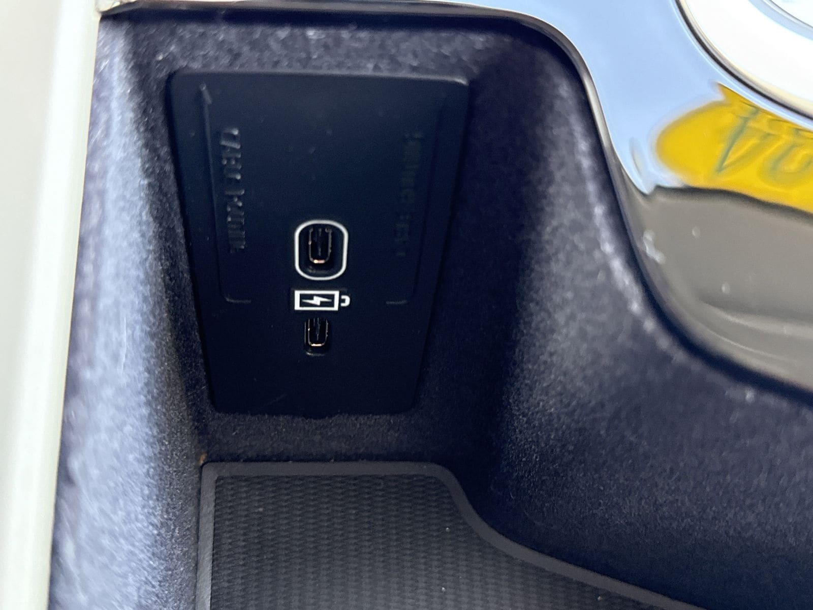 2024 Volvo XC90 Plus - Photo 25