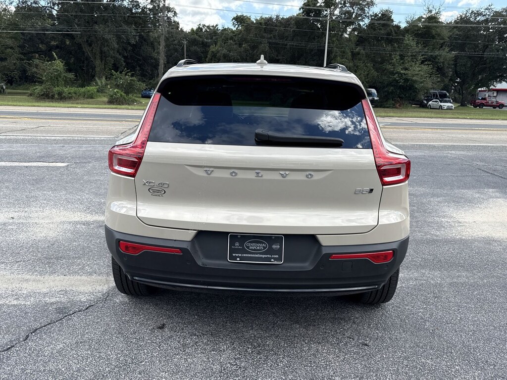 Used 2025 Volvo XC40 B5 Plus Dark Theme SUV