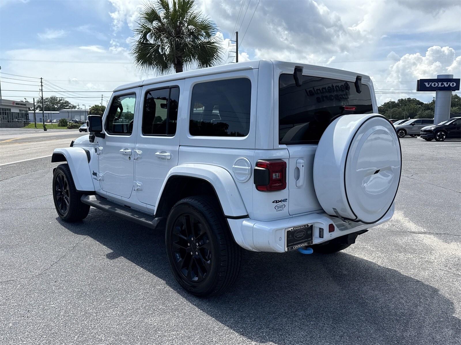2021 Jeep Wrangler Unlimited Sahara High Altitude 4xe photo 3