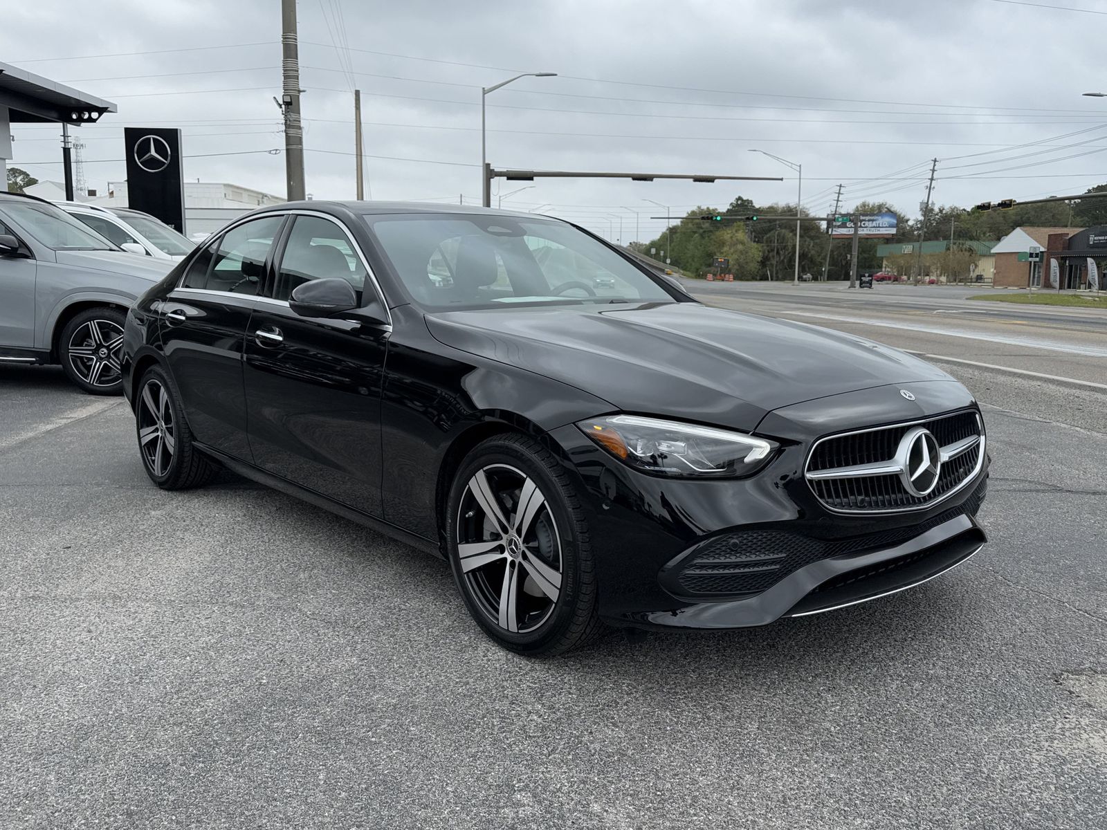 2025 Mercedes-Benz C-Class Sedan C 300 - Photo 7