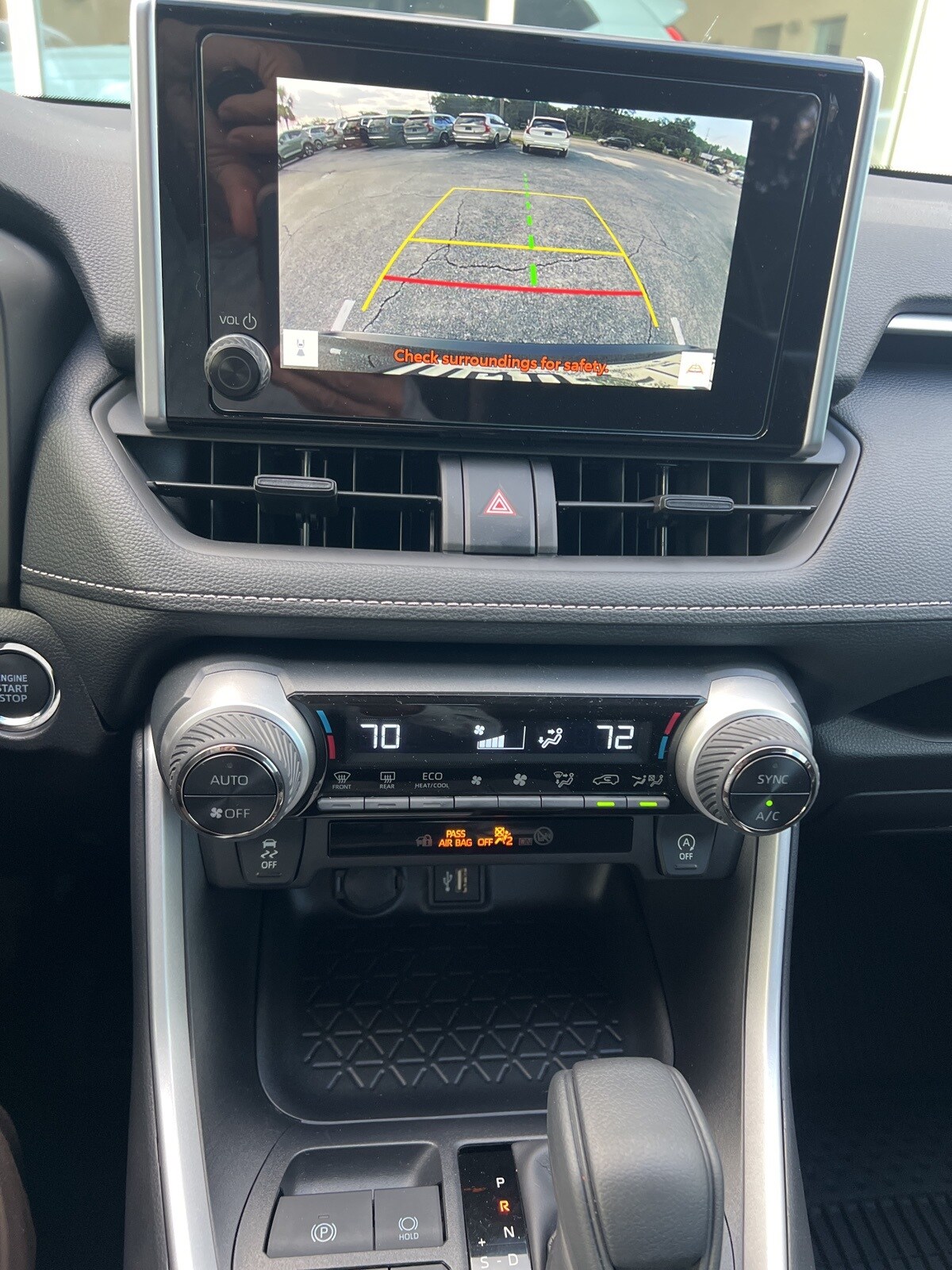 2025 Toyota RAV4 XLE photo 2