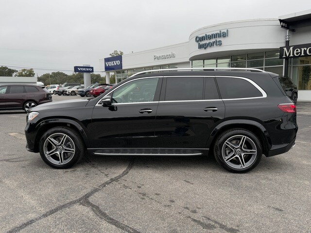 2025 Mercedes Benz GLS 450 4MATIC photo 2