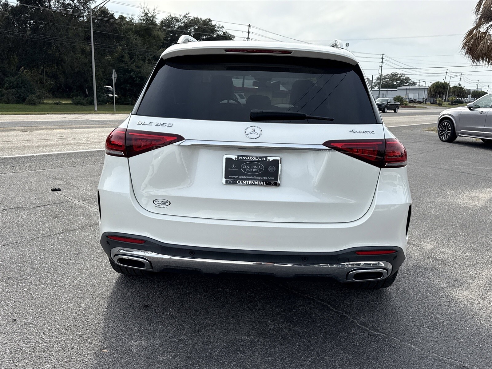 2023 Mercedes Benz GLE 350 4MATIC photo 4