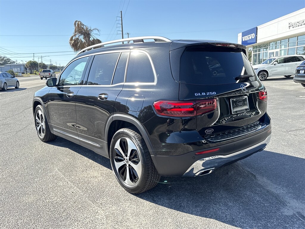 New 2026 Mercedes-Benz GLB 250 SUV