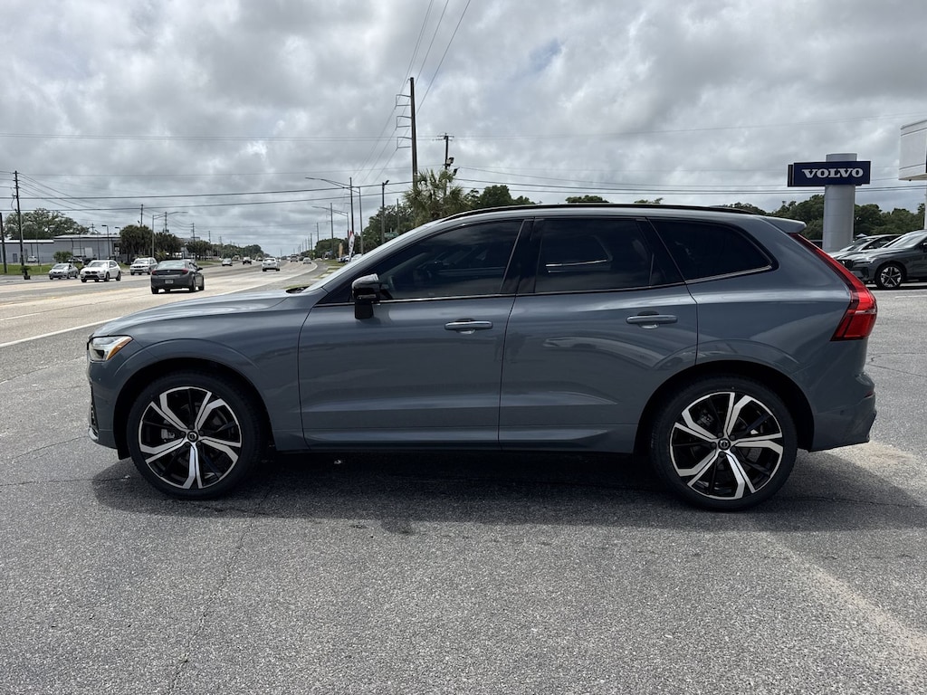 Used 2023 Volvo XC60 B5 Ultimate Dark Theme SUV