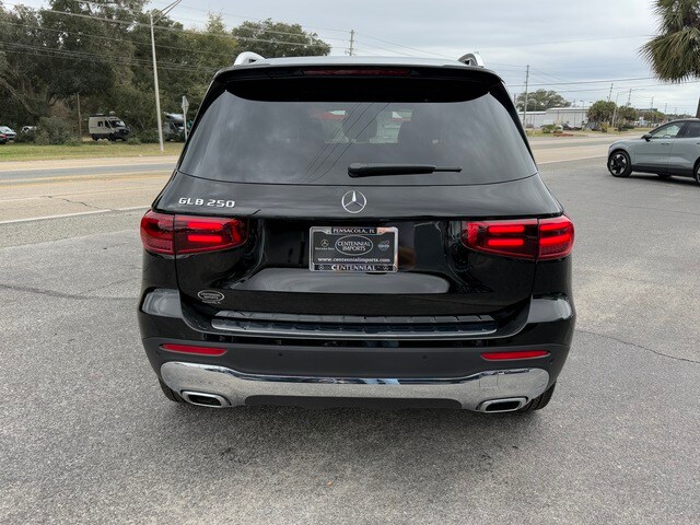 2025 Mercedes Benz GLB 250 photo 4