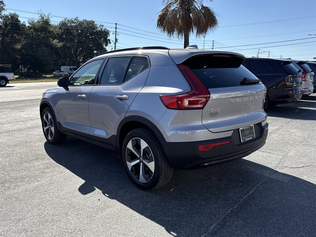 New 2026 Volvo XC40 B4 Plus SUV