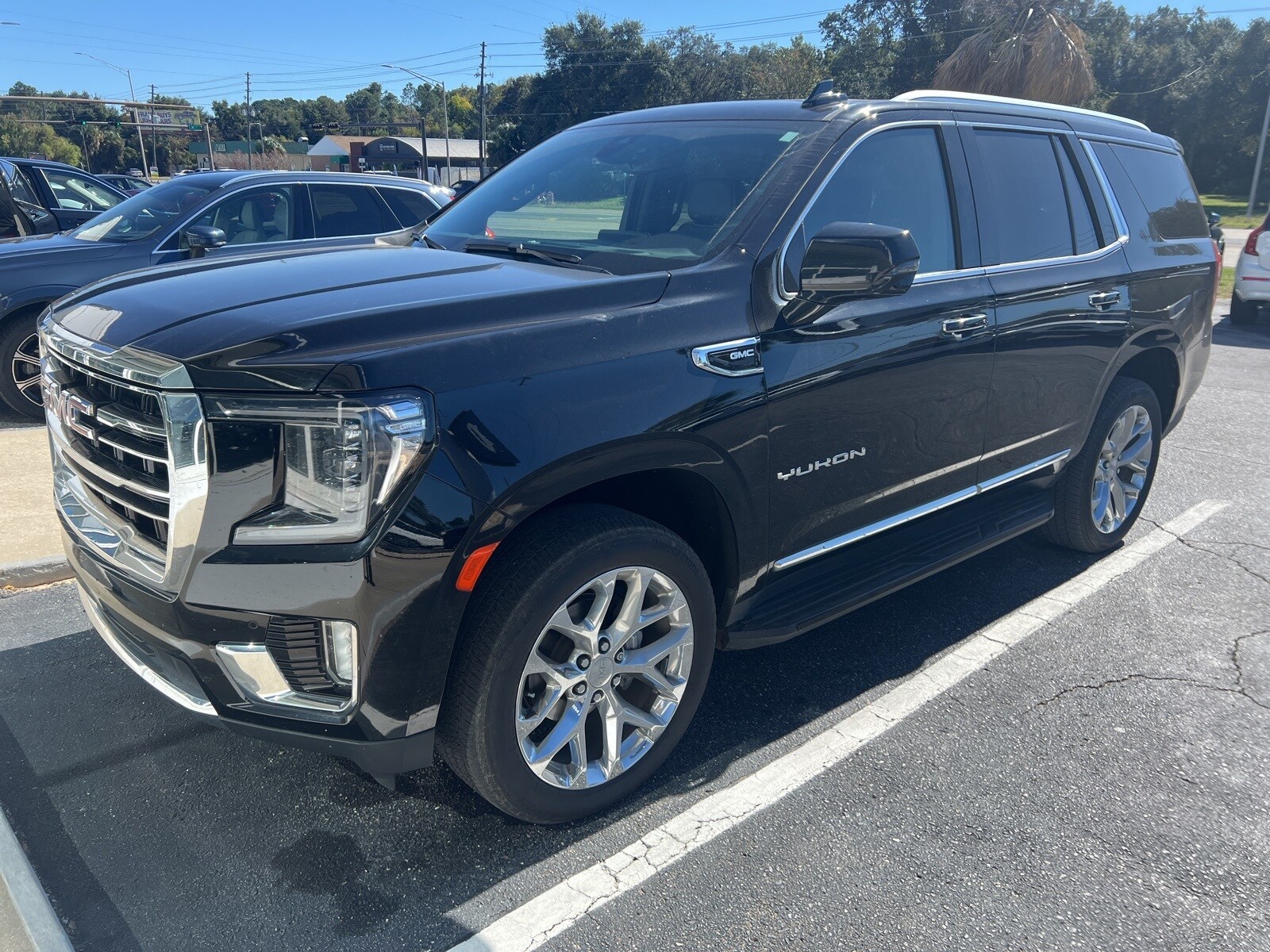 2022 Gmc Yukon SLT photo 2