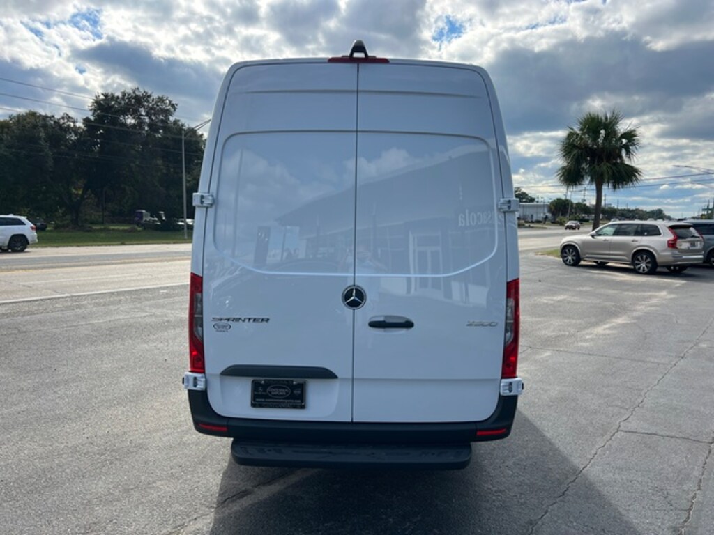 New 2024 Mercedes-Benz Sprinter 2500 High Roof 4-Cyl Diesel Van