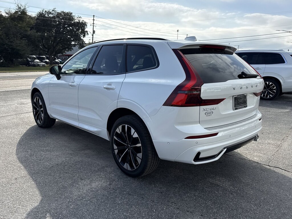 New 2026 Volvo XC60 B5 Plus SUV