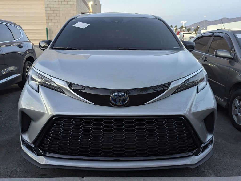 Certified 2021 Toyota Sienna XSE 7 Passenger Van