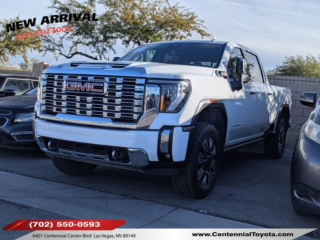2024 GMC Sierra 2500HD Denali's photo
