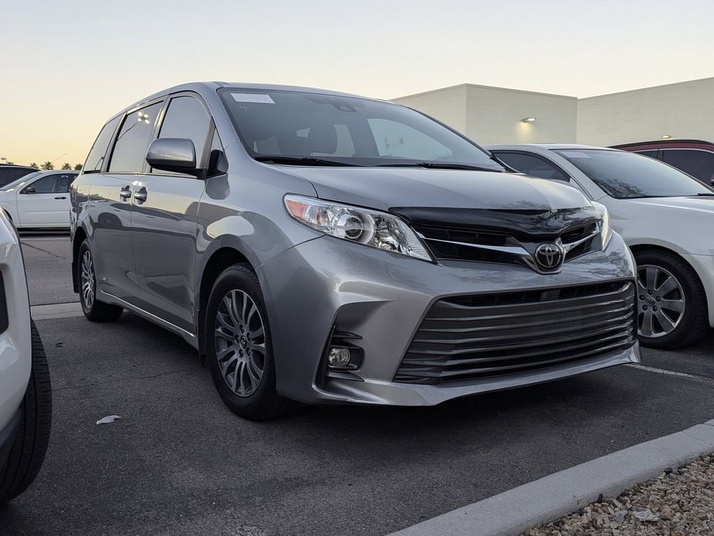 Certified 2018 Toyota Sienna XLE 8 Passenger Van Passenger Van