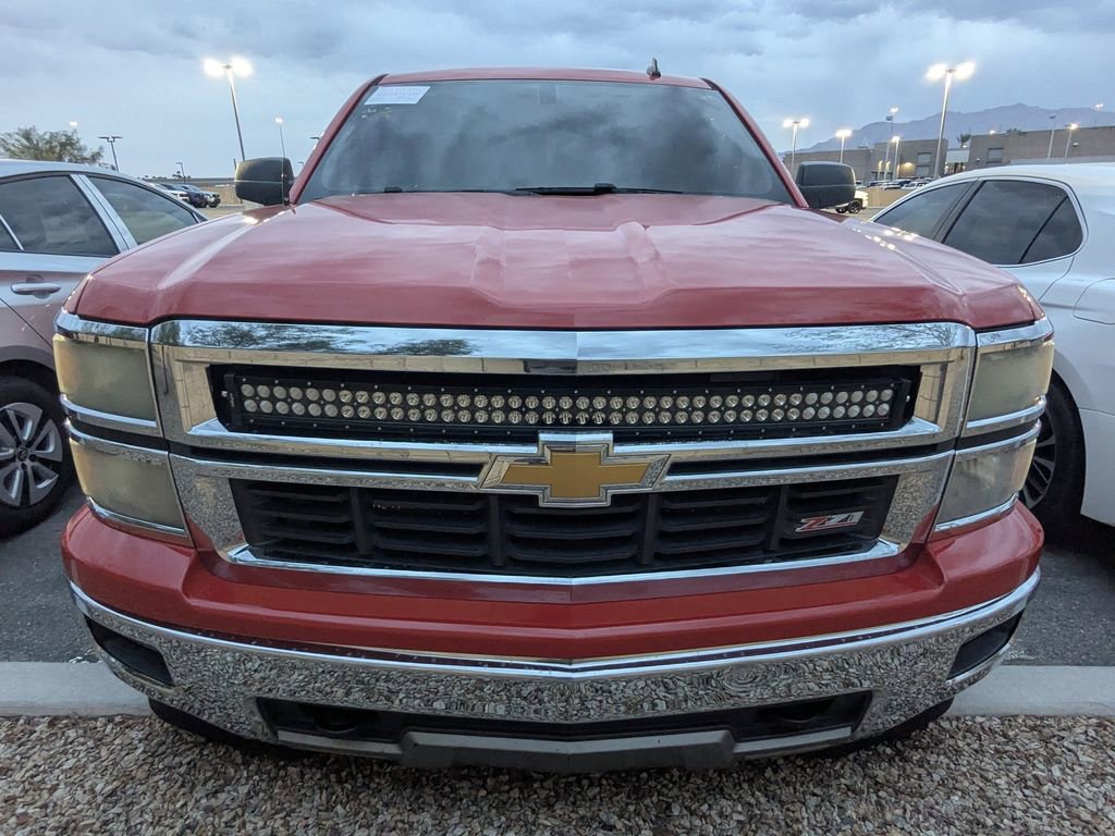 2014 Chevrolet Silverado 1500 LT photo 2
