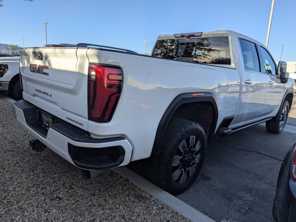 2024 Gmc Sierra 2500 HD Denali photo 4