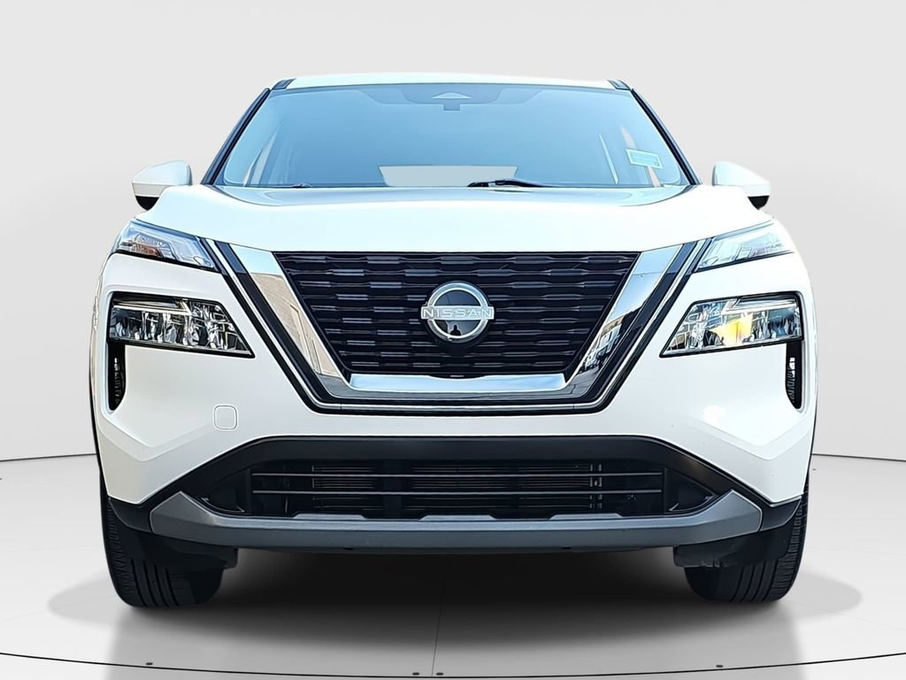 2023 Nissan Rogue SV photo 2