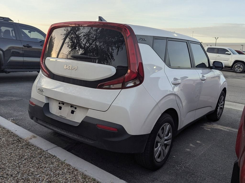 Used 2022 Kia Soul LX Hatchback