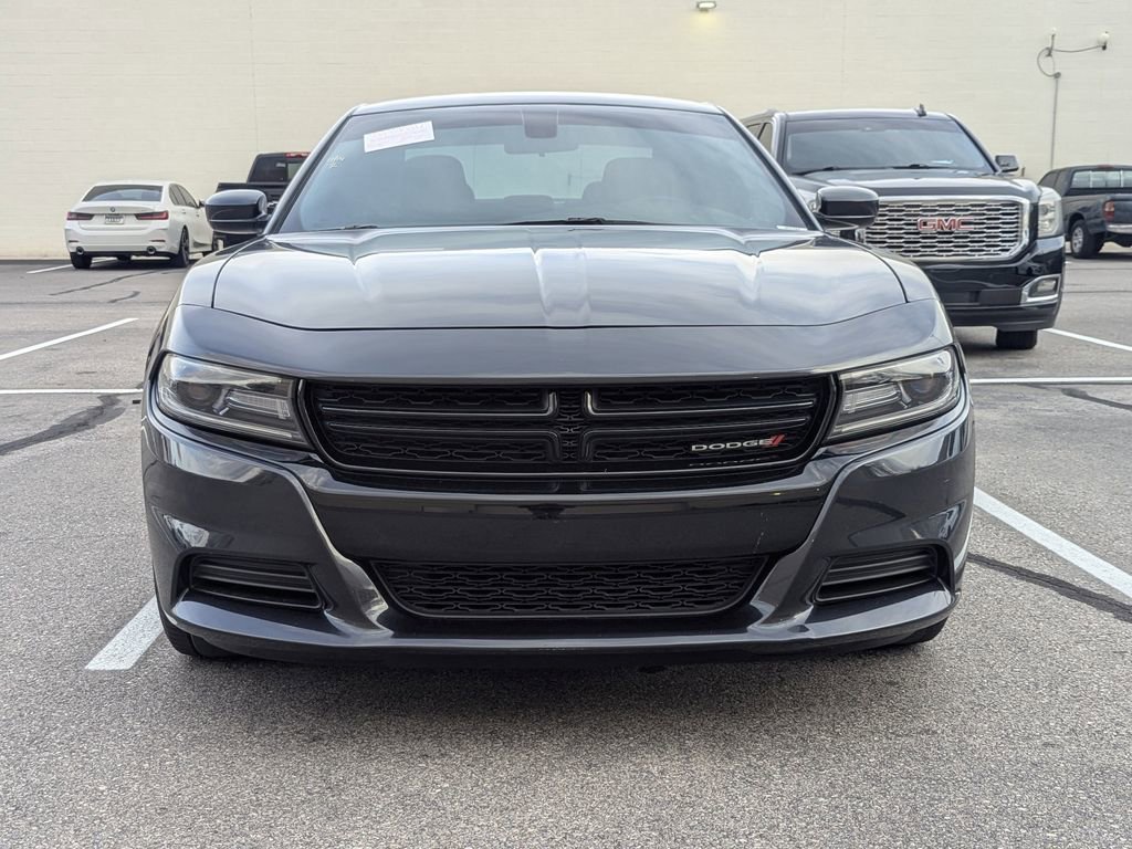 2018 Dodge Charger SXT photo 2