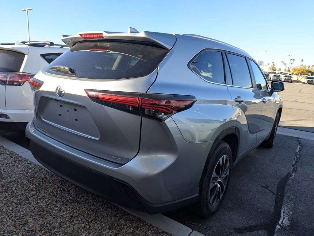 Used 2024 Toyota Highlander XLE SUV