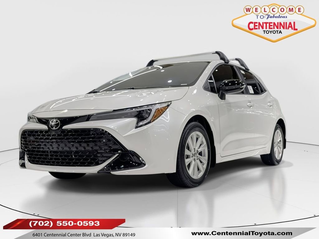 2026 Toyota Corolla Hatchback SE's photo