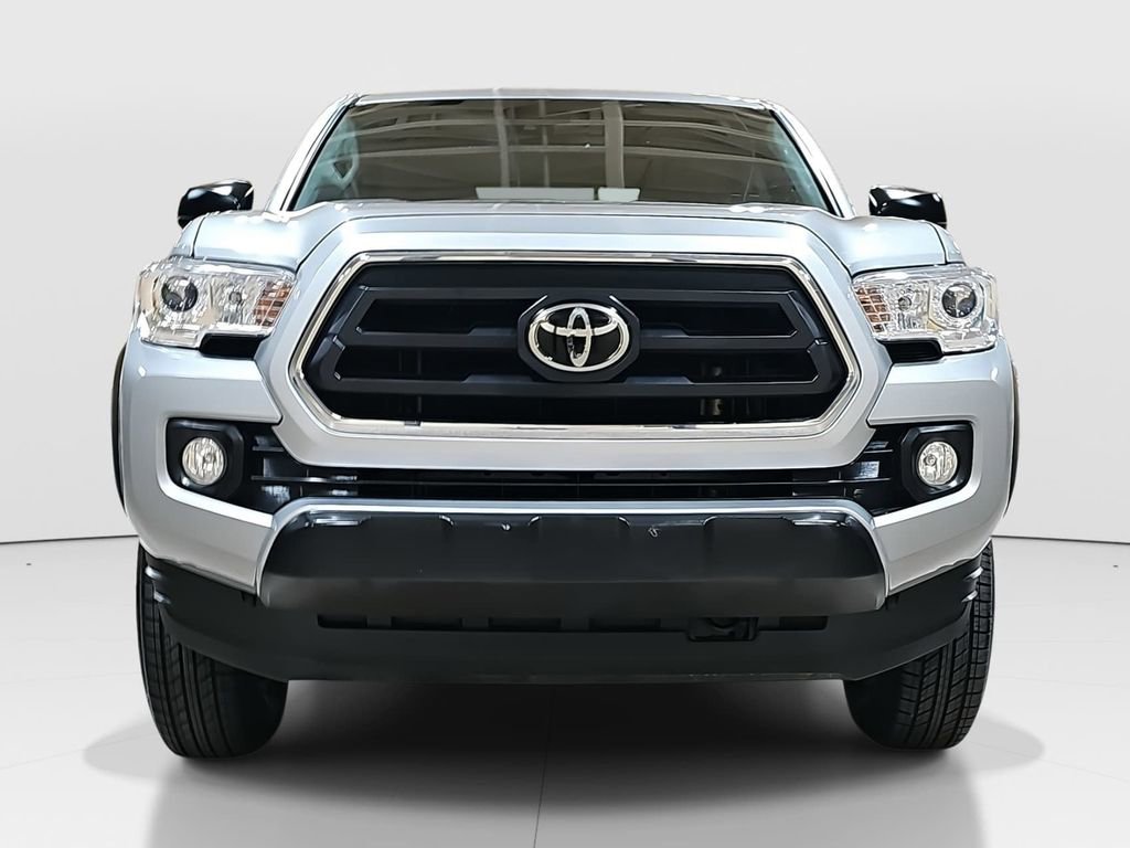 2023 Toyota Tacoma SR5 V6 photo 2