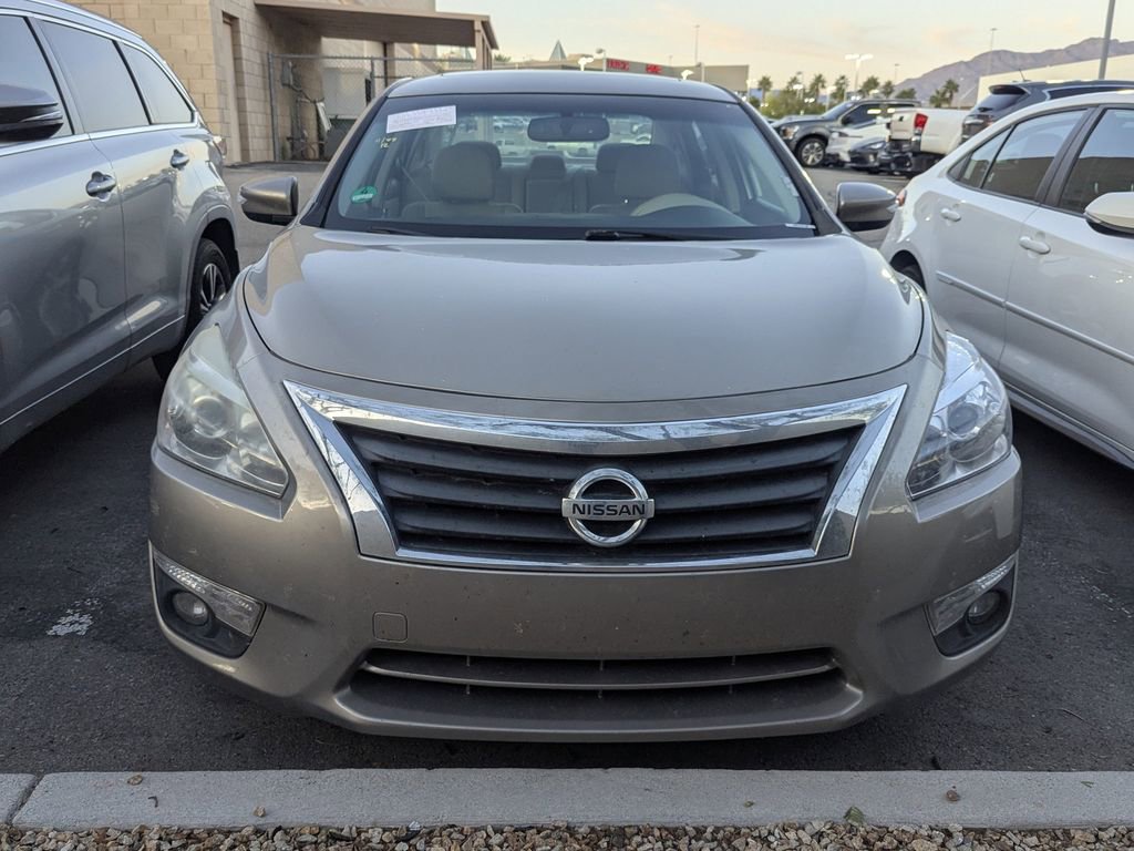 2015 Nissan Altima 2.5 SL photo 2