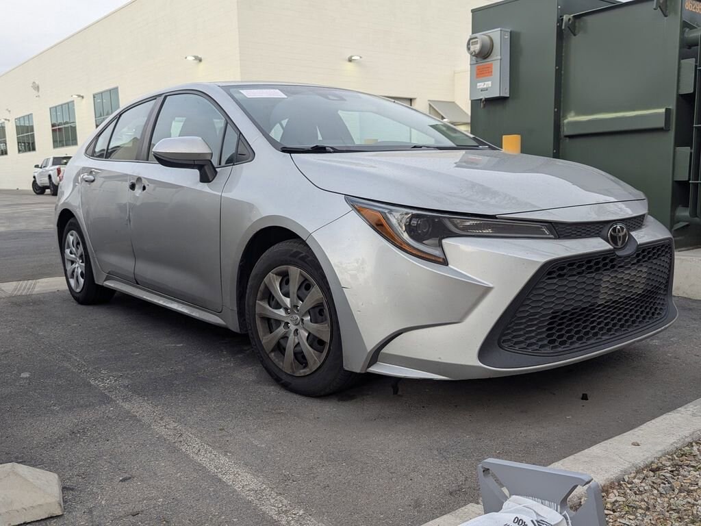 Used 2022 Toyota Corolla LE Sedan