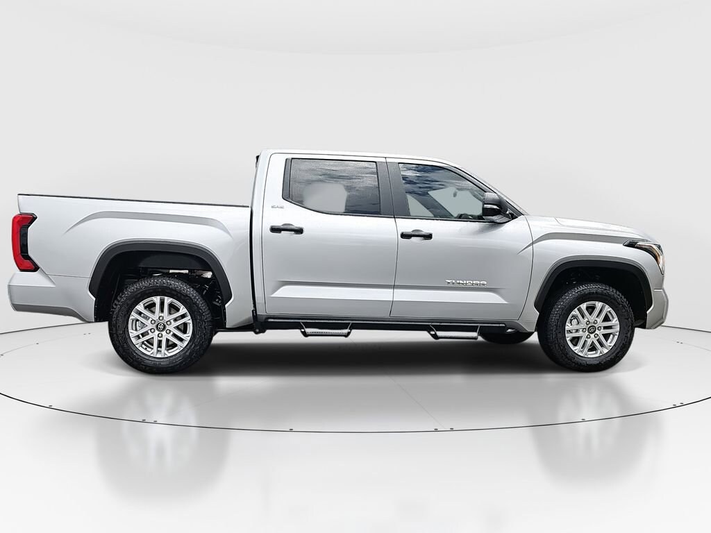 New 2026 Toyota Tundra SR5 SR5 CREWMAX 5.5