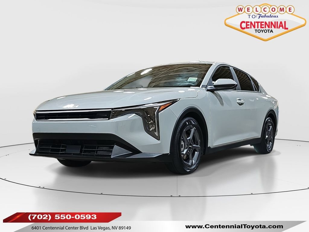 2025 Kia K4 LXS