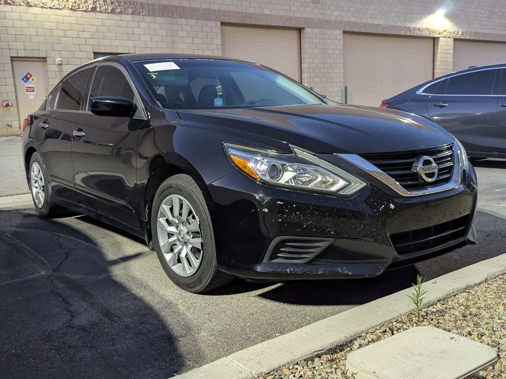 2017 Nissan Altima 2.5 S photo 3