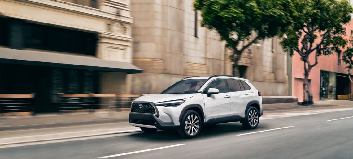 2023-Corolla-Cross-1140x515.png