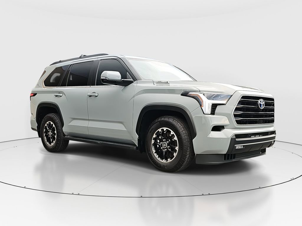 2024 Toyota Sequoia SR5 photo 3