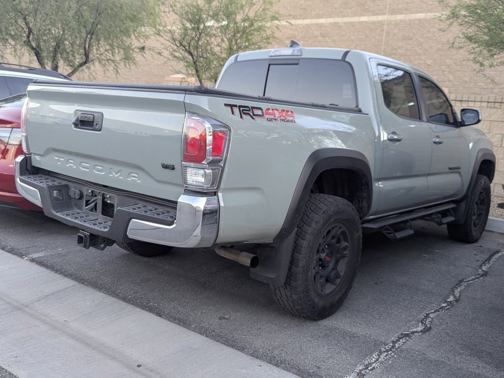 2023 Toyota Tacoma TRD V6 photo 4