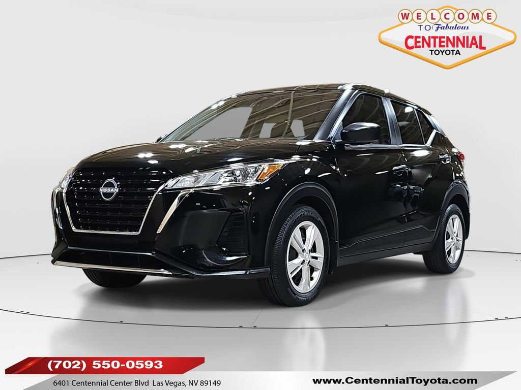 2023 Nissan Kicks S's photo