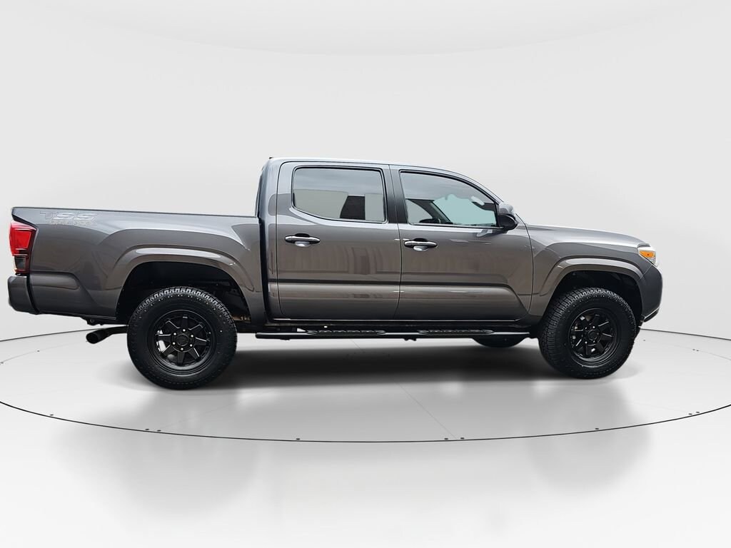 2023 Toyota Tacoma SR photo 4