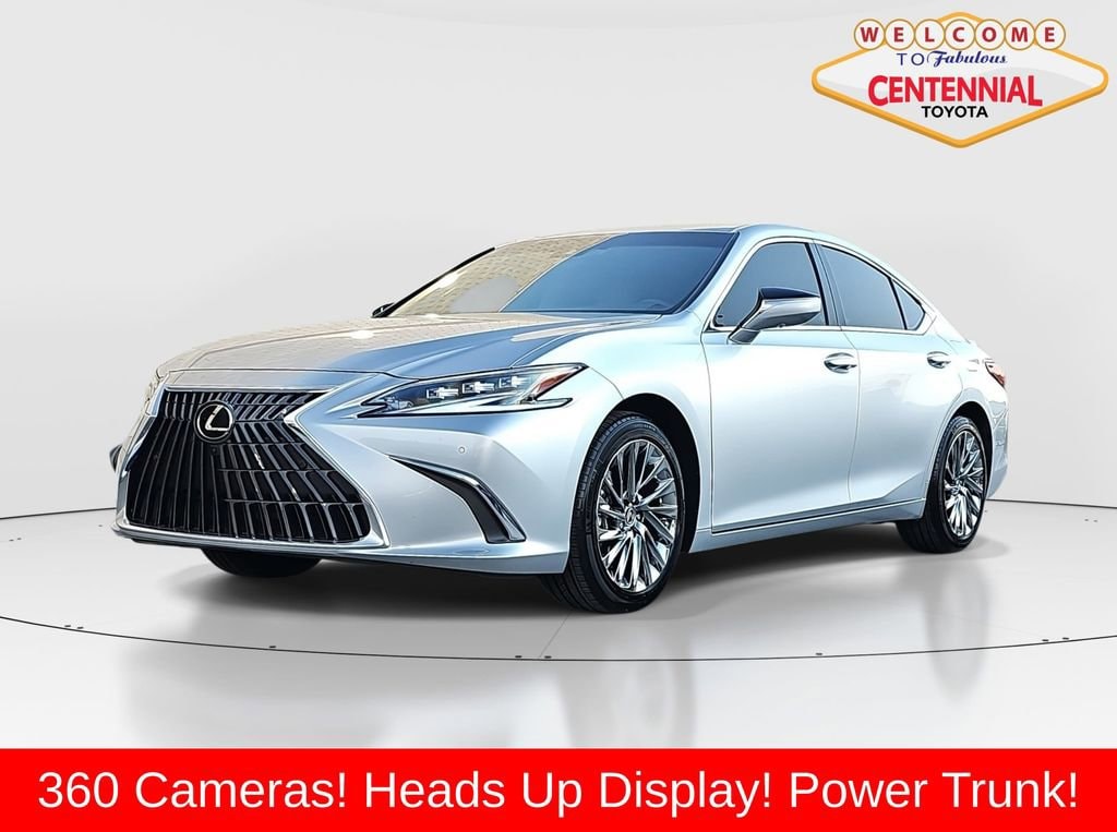 2025 Lexus ES Hybrid 300h Luxury's photo