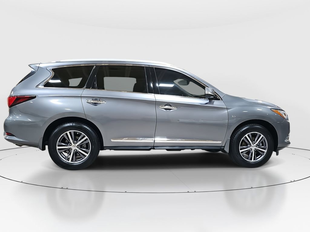 Used 2017 INFINITI QX60 SUV