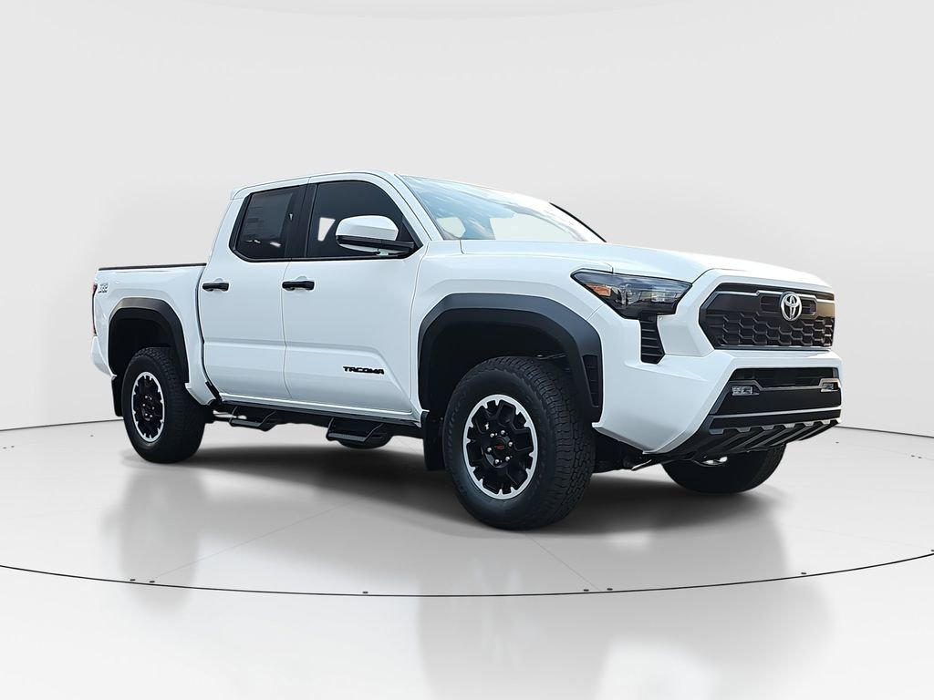 2025 Toyota Tacoma TRD Off-Road photo 3