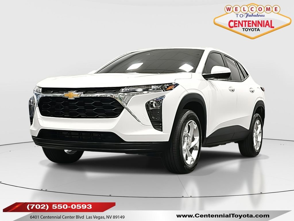 2025 Chevrolet Trax LS