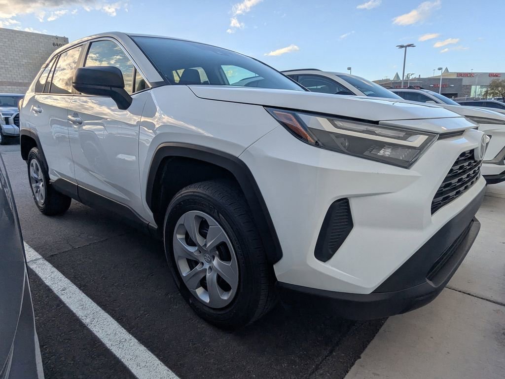 Used 2025 Toyota RAV4 LE with VIN 2T3F1RFV3SW506273 for sale in Kansas City