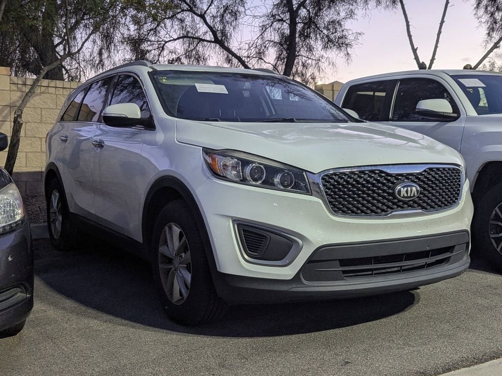 Used 2016 Kia Sorento 2.4L LX FWD SUV